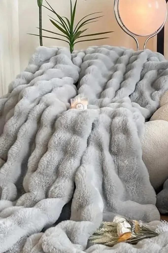 Tomris Tavşan Tüyü Çift Kişilik Yatak Örtüsü 220x240 Cm Gri