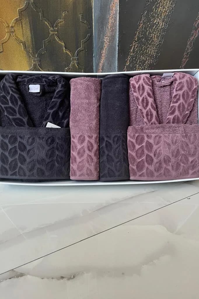 Hazal 8 Parça Aile Bornoz Takımı