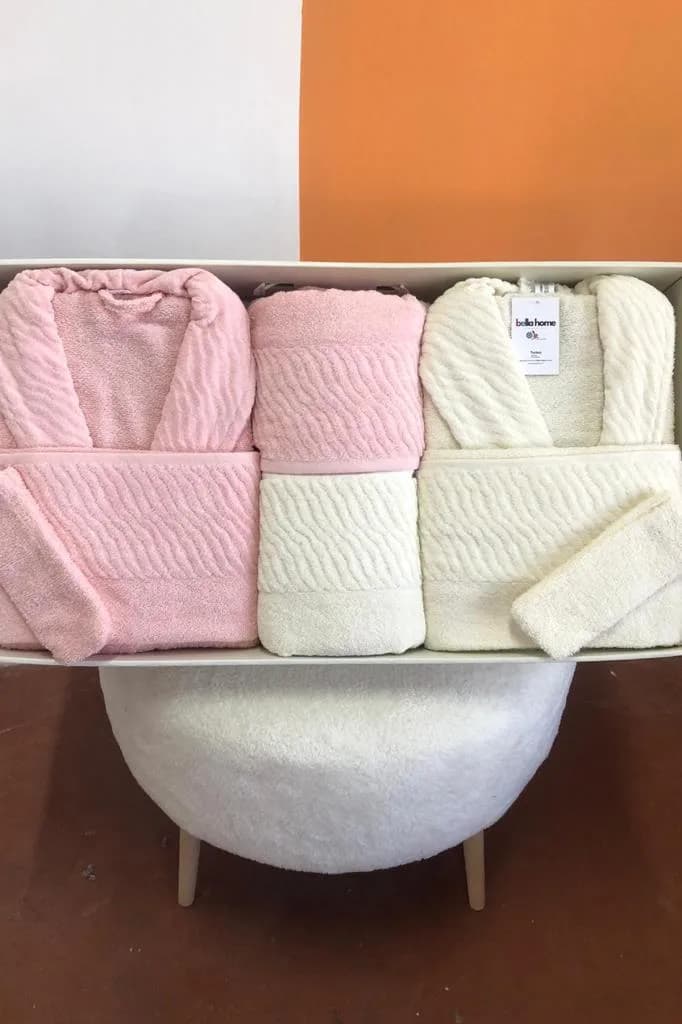 Zebra 8 Parça Aile Bornoz Takımı Pembe - Krem