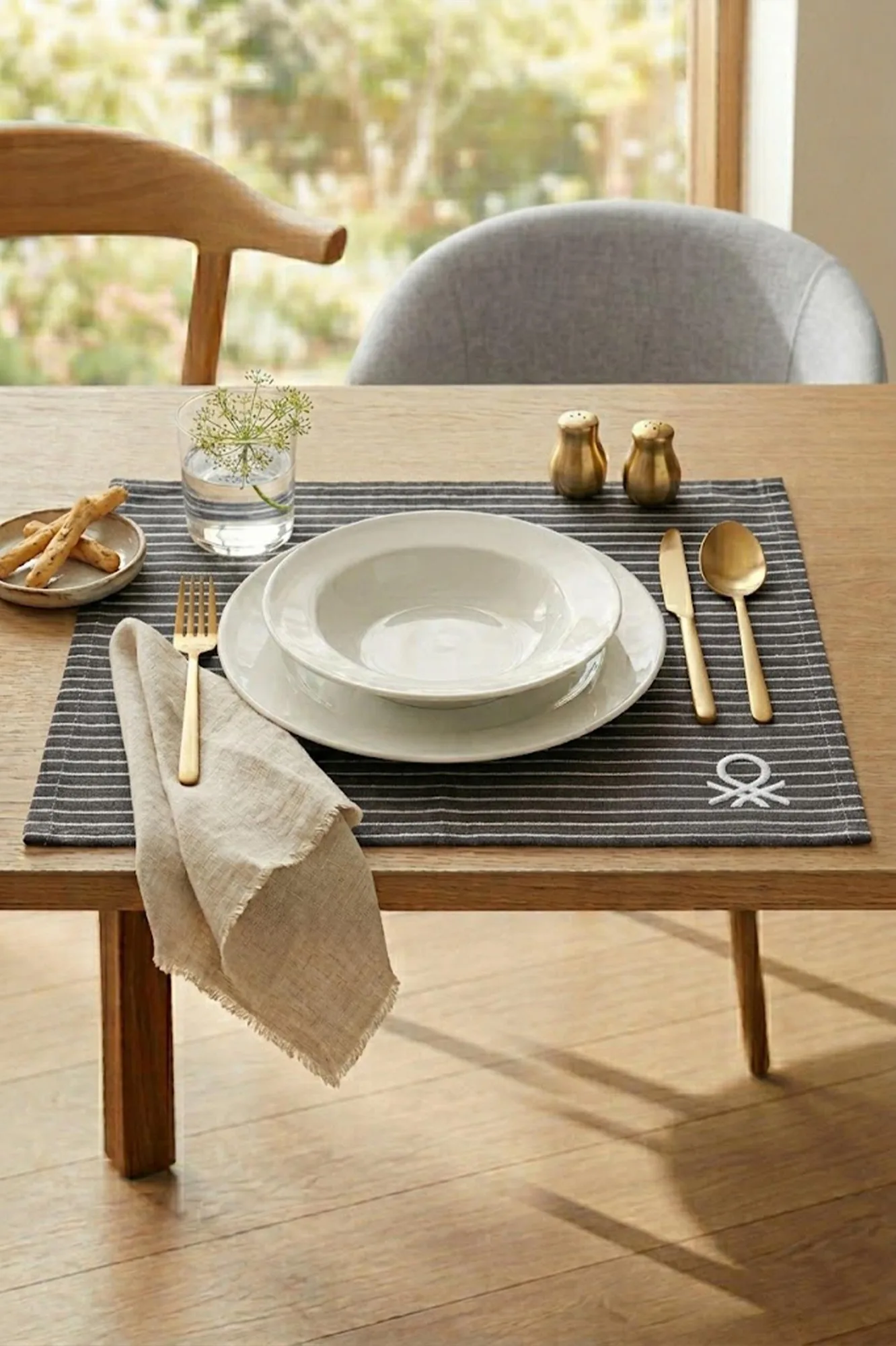 Be-28460-Bk Siyah Amerikan Servis Çizgili 4 Lü 33,50 Cm - SİYAH